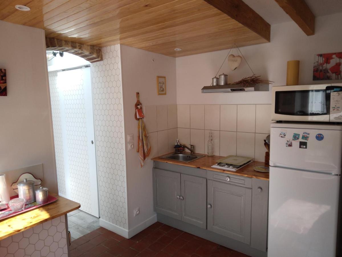 Willa Au Calme A La Campagne Montboissier  Zewnętrze zdjęcie